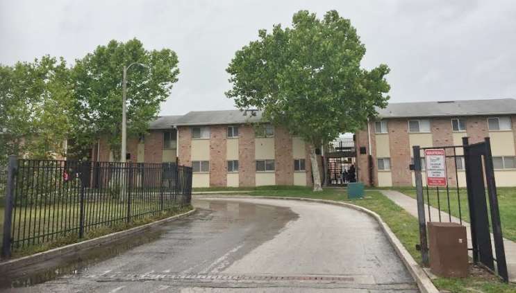 Windsor Cove Apartment Homes in west Orlando, owned by Global Ministries Foundation, has been cited for more than 30 code violations. Photo: Renata Sago.