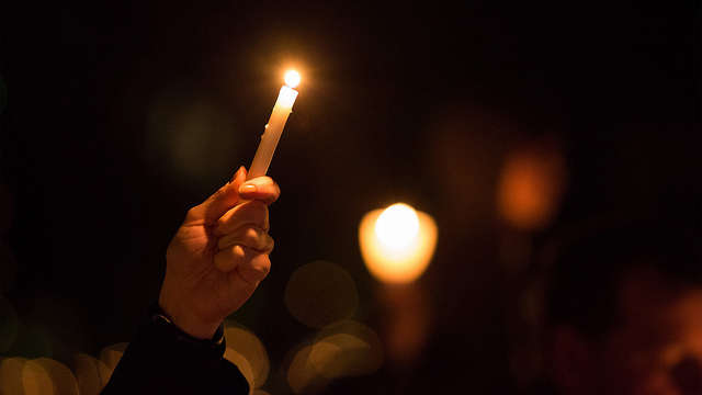Many students affected by the Marjory Stoneman Douglas High School mass shooting now are freshman at the University of Central Florida. Hundreds gathered yesterday evening at the university for a vigil. Photo: Flickr Creative Commons