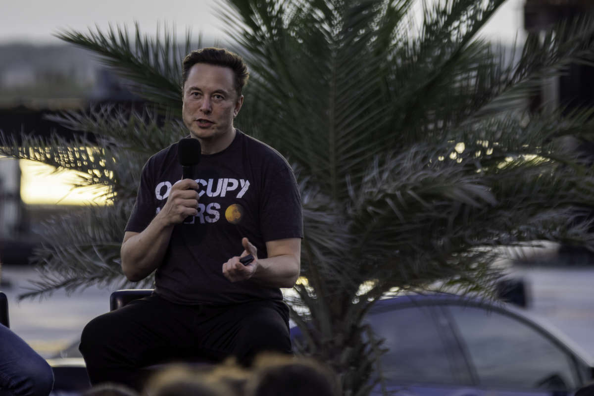 Here's what Elon Musk will likely do with Twitter if he buys it - NPR News - Vimarsana News